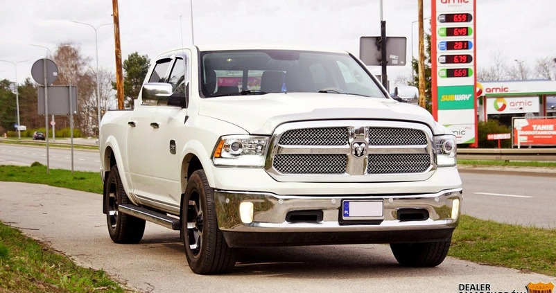 Dodge RAM cena 156210 przebieg: 189000, rok produkcji 2017 z Gdynia małe 781